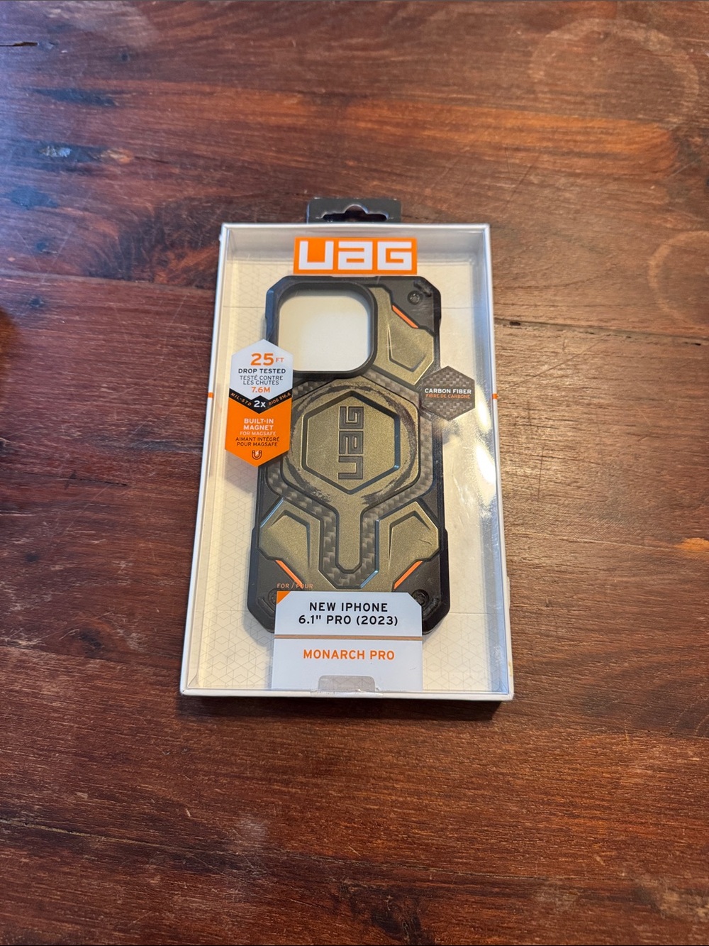 iPhone 15 Pro
UAG Monarch Pro case